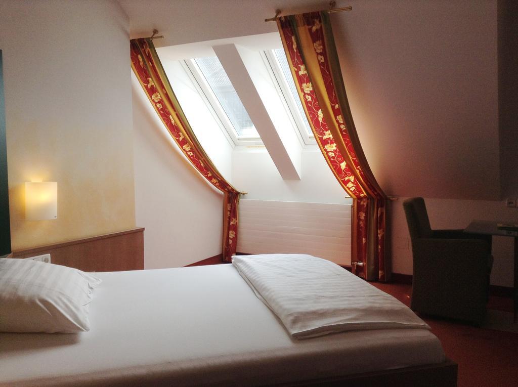 1A Landhotel Schicklberg Kremsmünster Rum bild